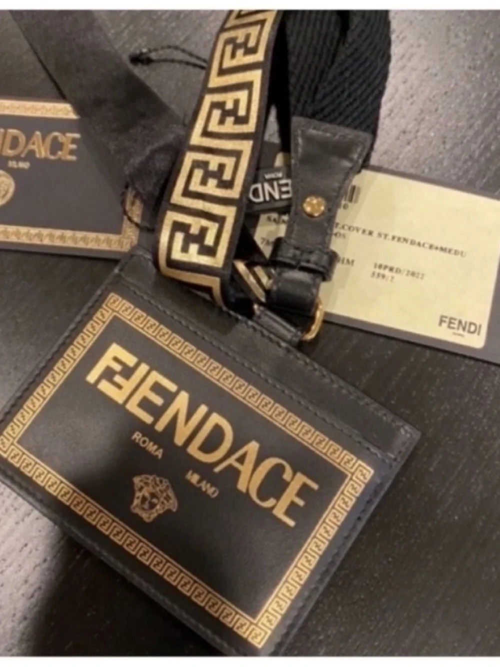 Fendi x Versace Collab Fendace NEW Leather Card Case Lanyard Ribbon Set Black